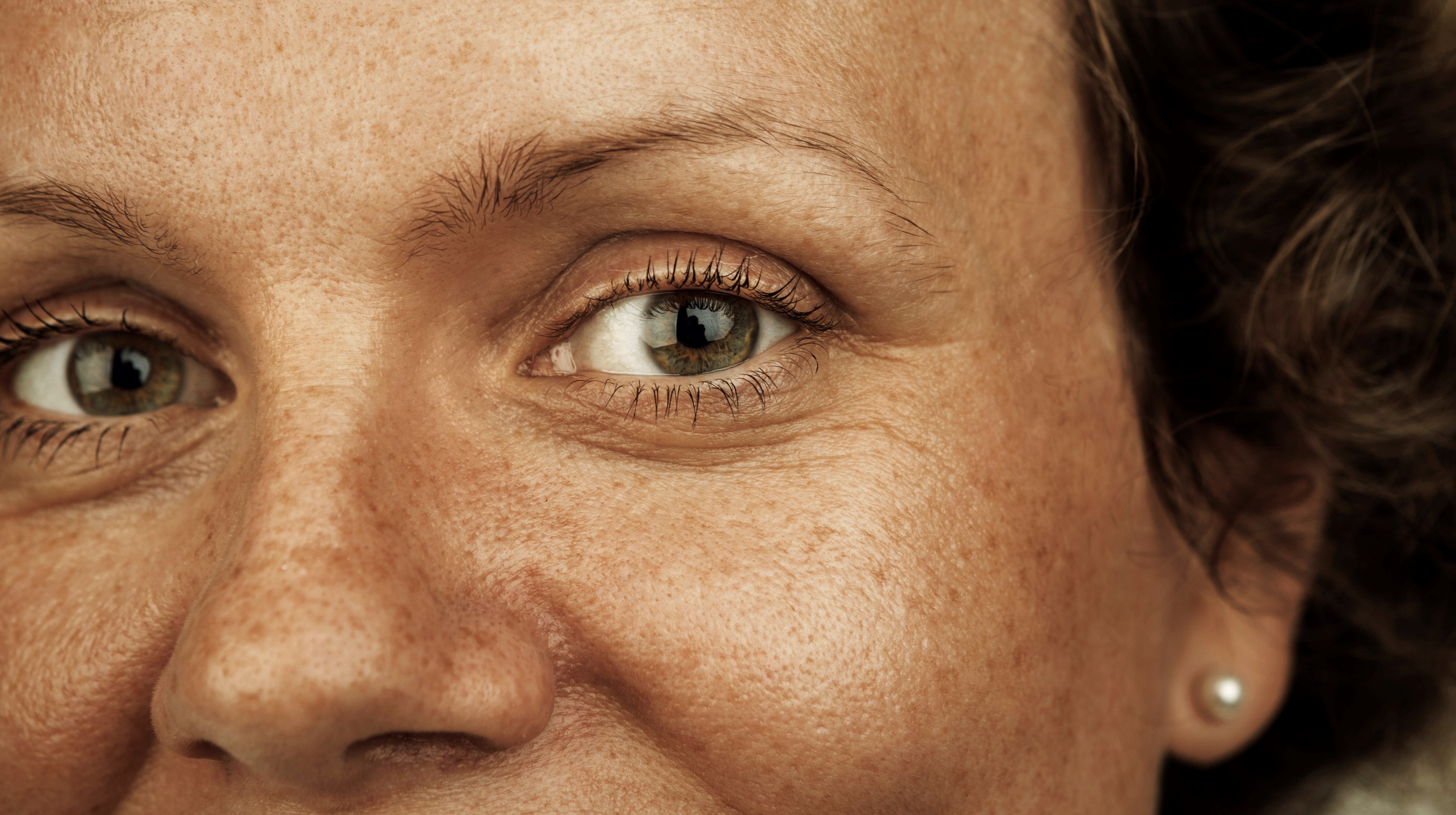 Konceptbilder för arbetsgivarvarumärket. Används när arbetsgivaren VGR kommunicerar i syfte att attrahera eller rekrytera nya medarbetare i te x annonser, mässmaterial etc. Internt används bilderna för att kommunicera VGR:s ambition som arbetsgivare och vad som görs för att stärka attraktiviteten. Kontakt varumarke@vgregion.se (Maria Arup)