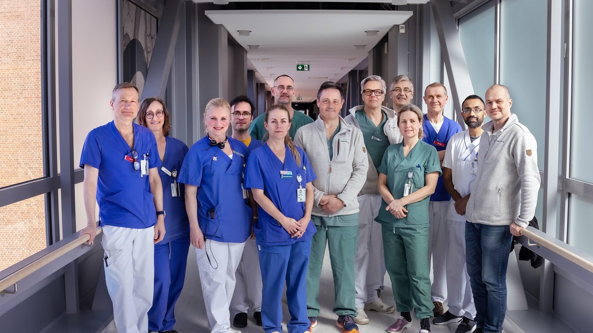 Sahlgrenska Intestinal Failure and Transplant Center team in scrubs in hospital passage