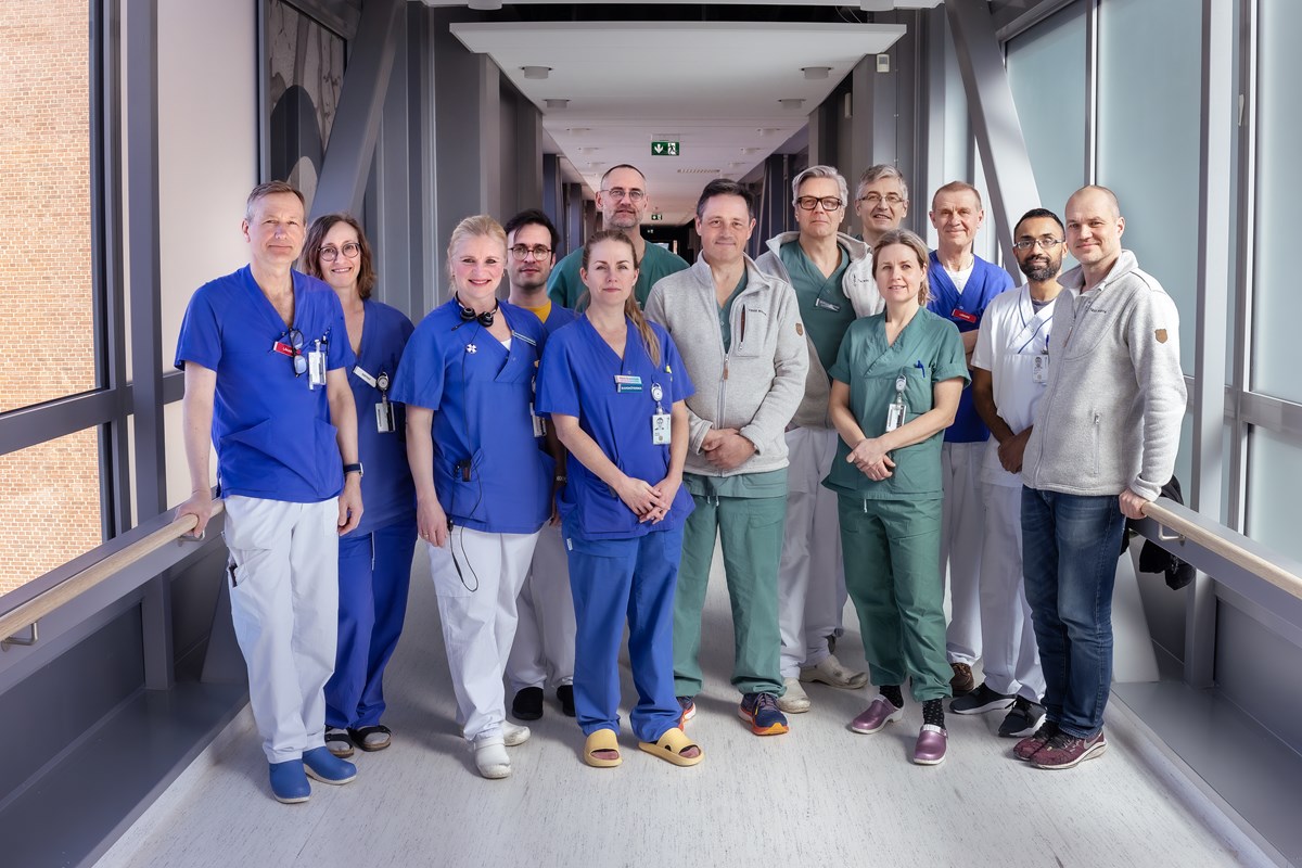 Sahlgrenska Intestinal Failure and Transplant Center team in scrubs in hospital passage